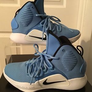 Nike Hyperdunk- Kids 6.5
